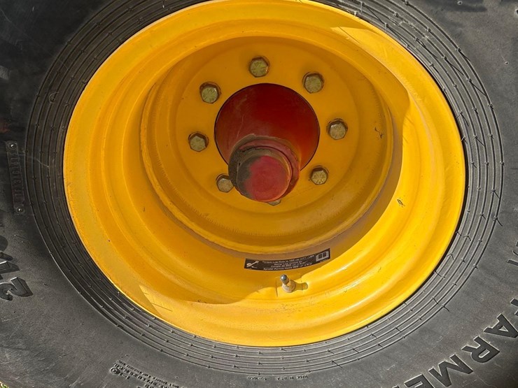 2015-new-holland-roll-belt-560-image-15