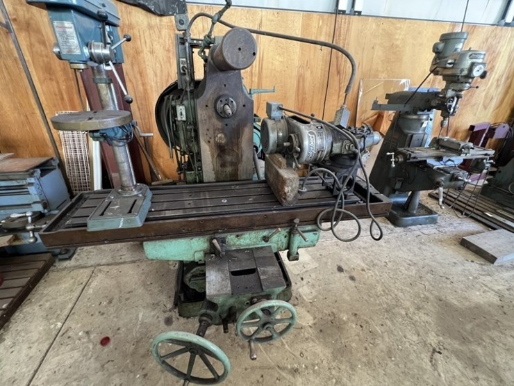 cincinnati-5-horizontal-milling-machine-image-5
