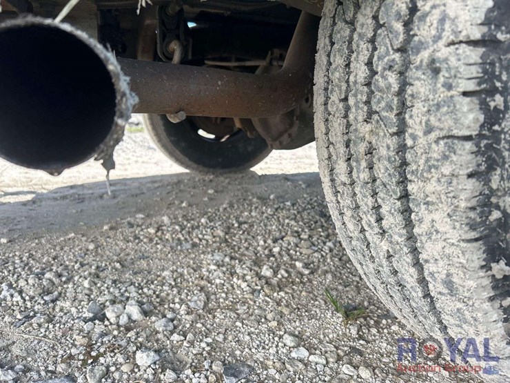 2006-chevrolet-express-2500-cargo-van-image-22
