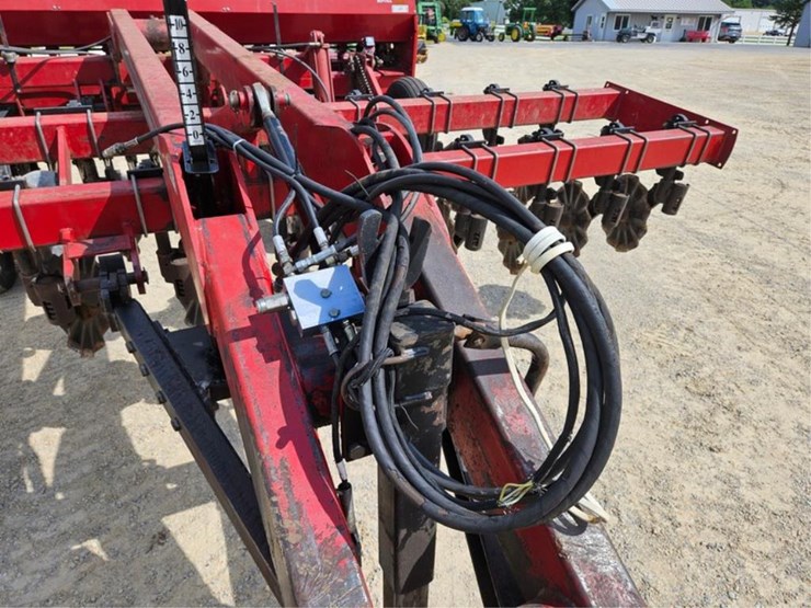 case-ih-5400-image-11