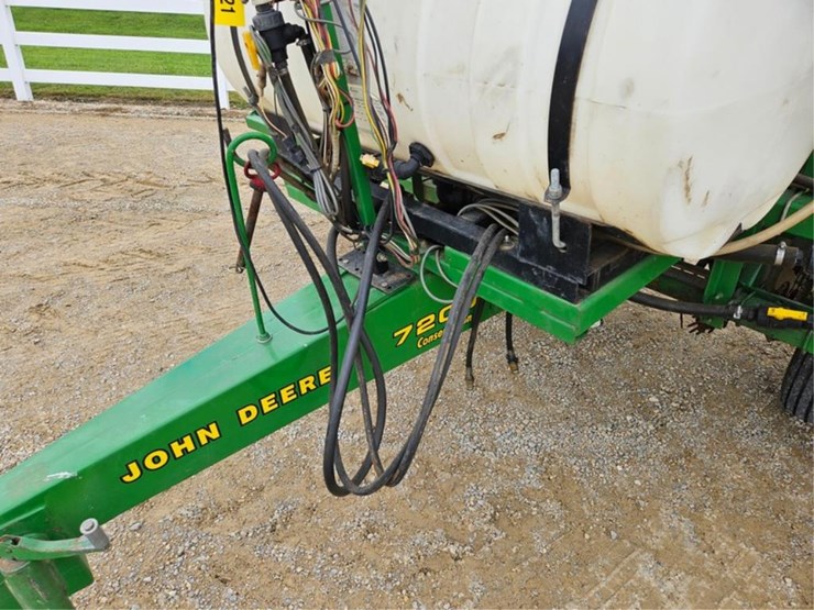 john-deere-7200-image-14