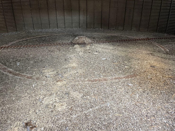 8,000-bushel-dryer-grain-bin-image-20