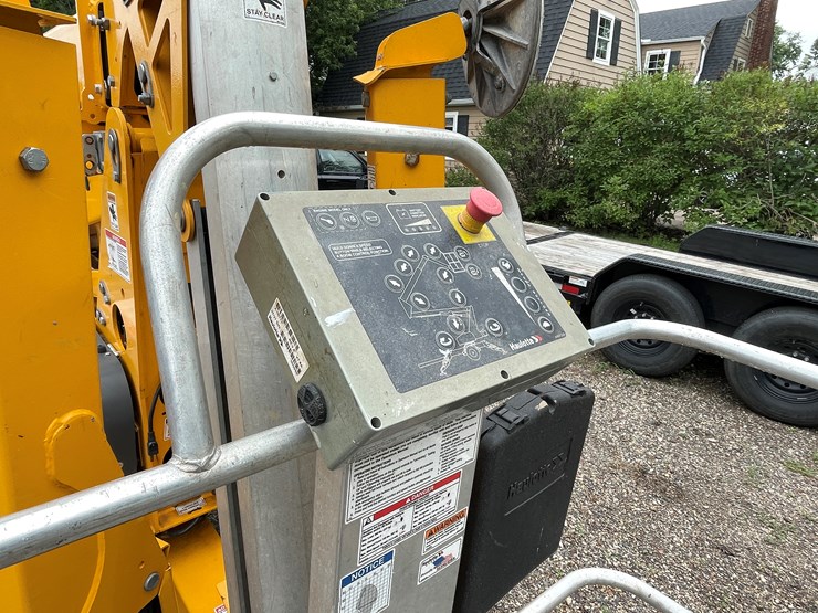 #108-•-2021-haulotte-3522a-towable-boom-lift-image-27