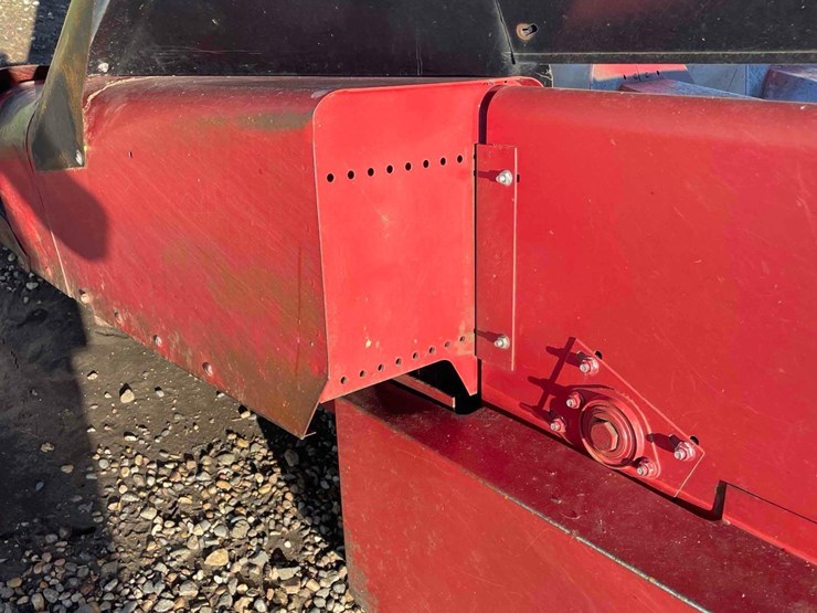 case-ih-1063-image-32