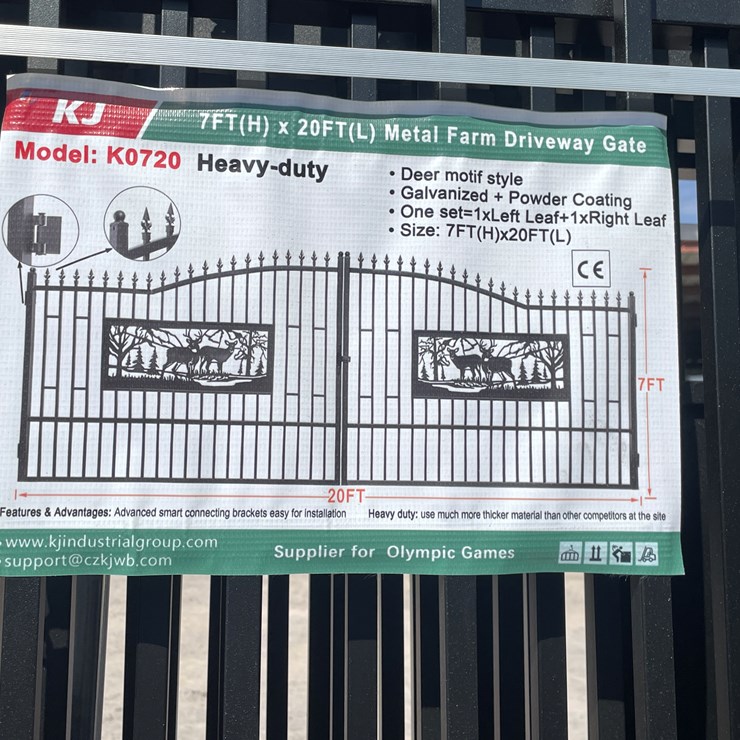 #4022 • 20' Bi-parting Metal Farm Driveway Gate