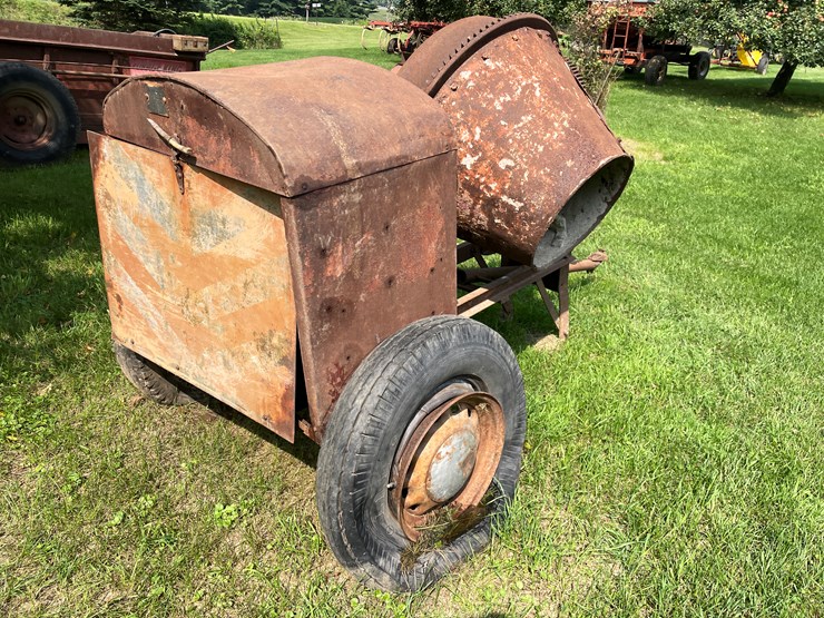 #5480-•-agc-3-1/2-s-gas-powered-cement-mixer-image-6