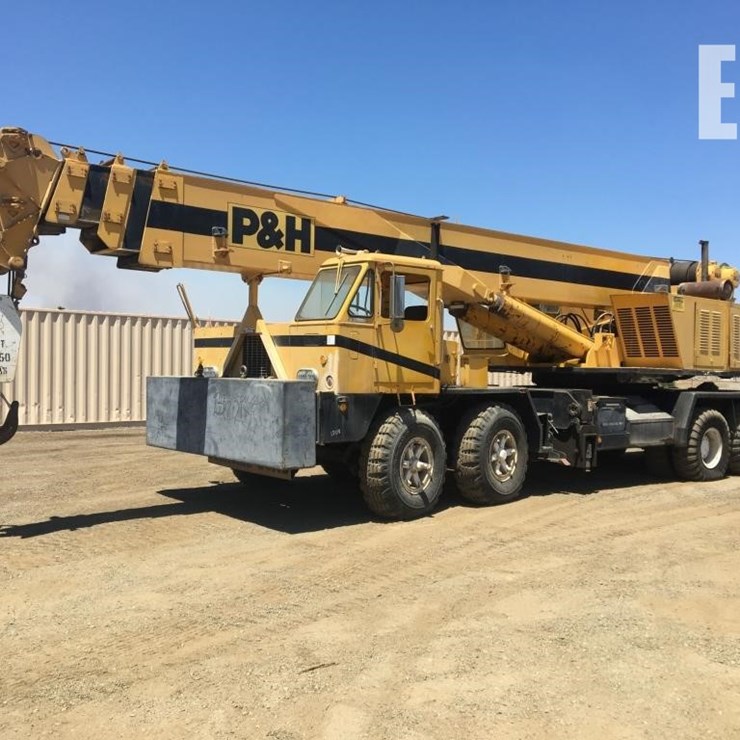 1978 P & H T750