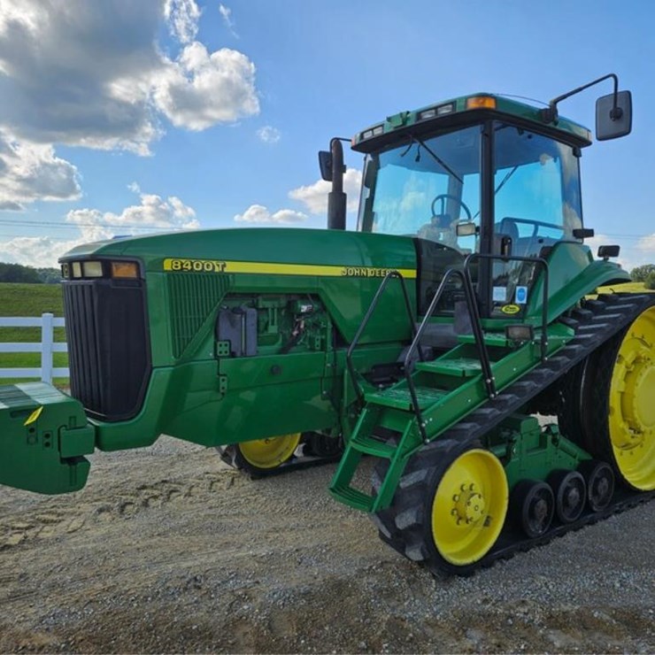 JOHN DEERE 8400T