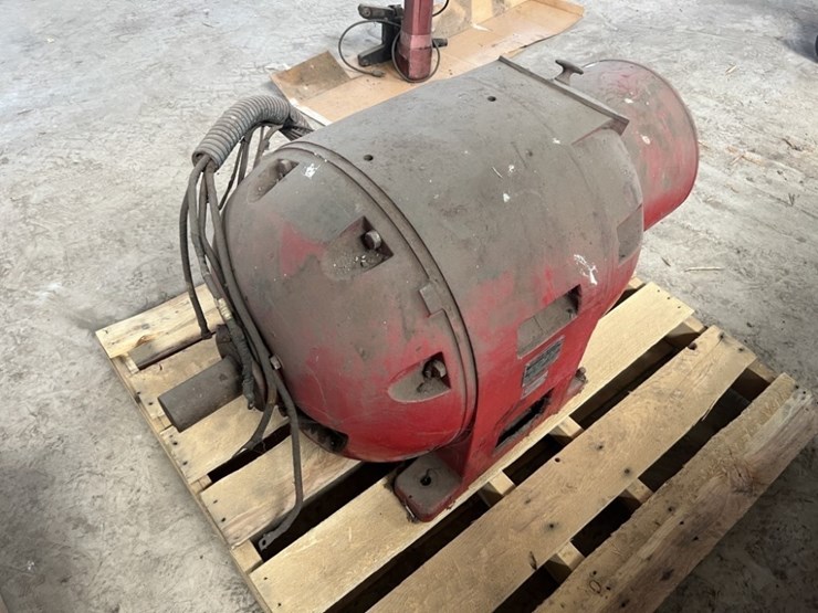 general-electric-ac-generator-image-3