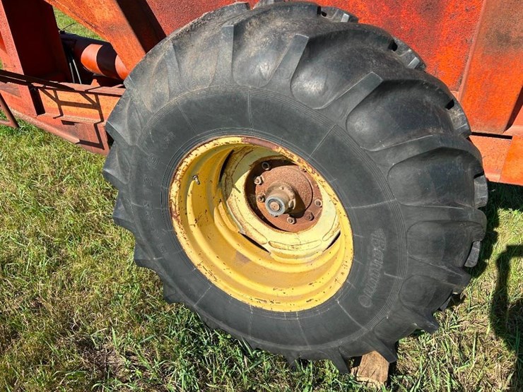 wetmore-400-bushel-grain-cart-image-12