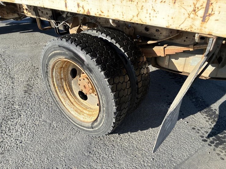 2006-ford-f550-image-6