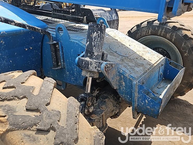 2018-genie-gth844-image-10