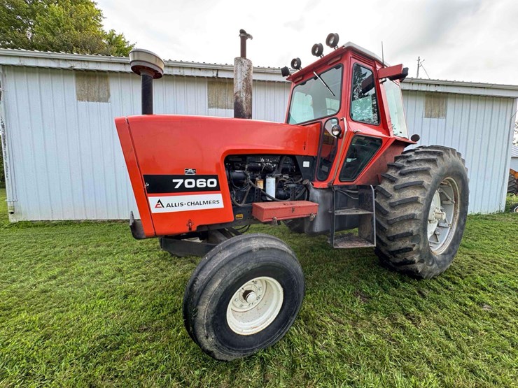 1980-allis-chalmers-7060-image-9