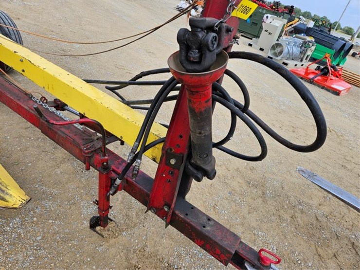 new-holland-770-image-12