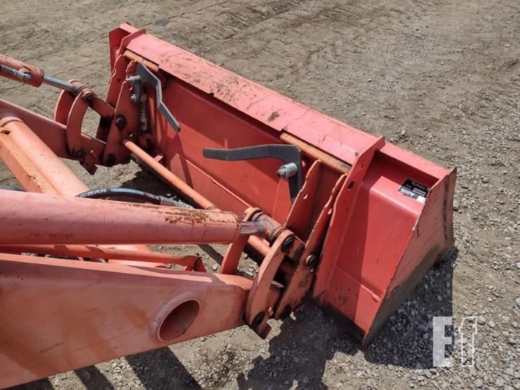 16-kubota-b26tlb-tractor-8242-image-20