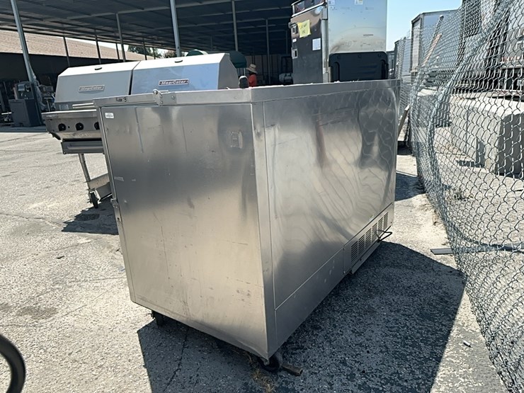 lot#----beverage-air-sm58n-s-top-and-side-access-cold-wall-milk-cooler-image-2