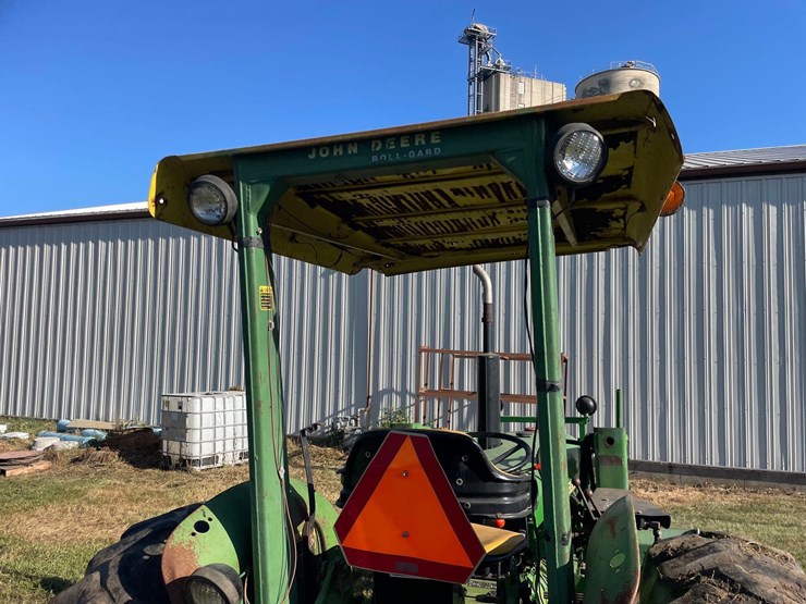 john-deere-2040-image-33
