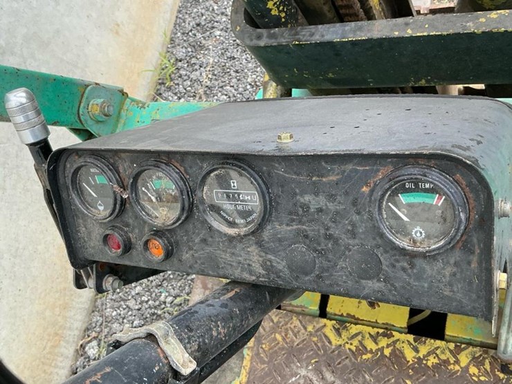 #305-•-mitsubishi-forklift-image-40