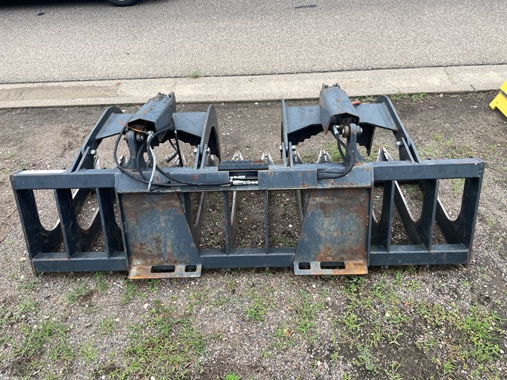 #186-•-stout-skid-steer-mount-84"-grapple-bucket-image-4