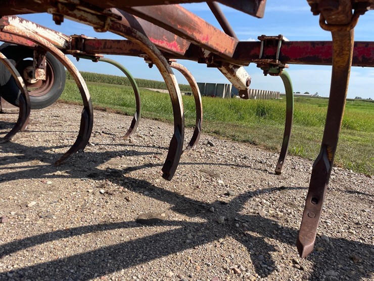 12ft-chisel-plow-image-14