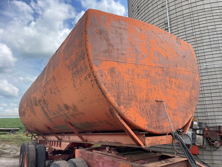 shop-built-10,000-gallon-manure-tank/running-gear-image-19