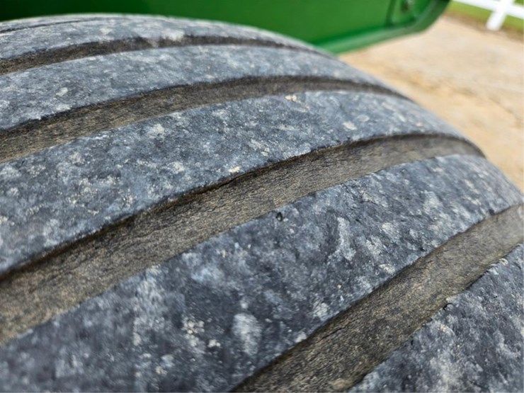 john-deere-435-image-34
