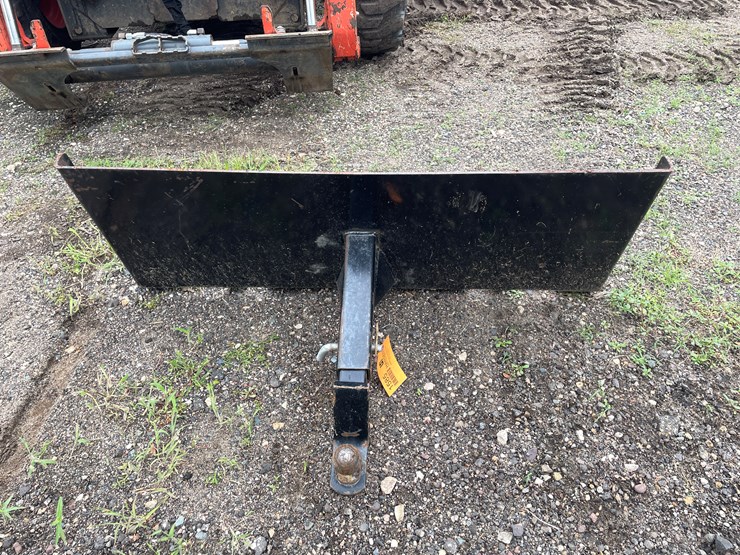 #210-•-skid-steer-mount-receiver-plate-image-2