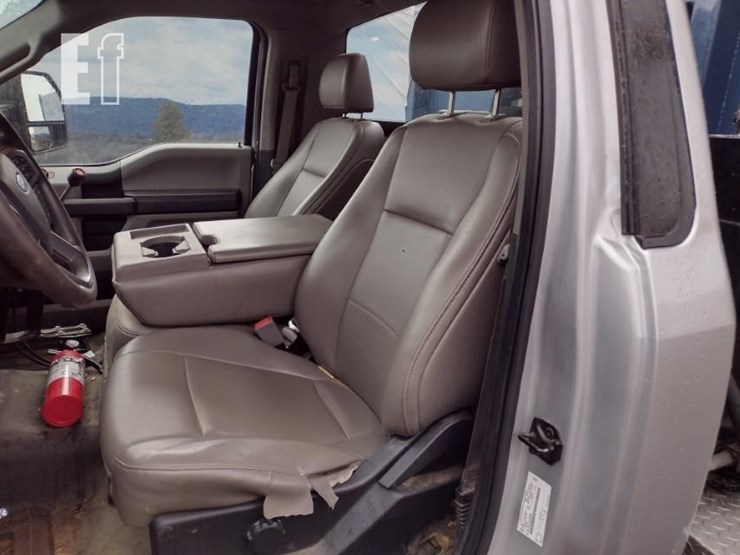 2019-ford-f550-image-11