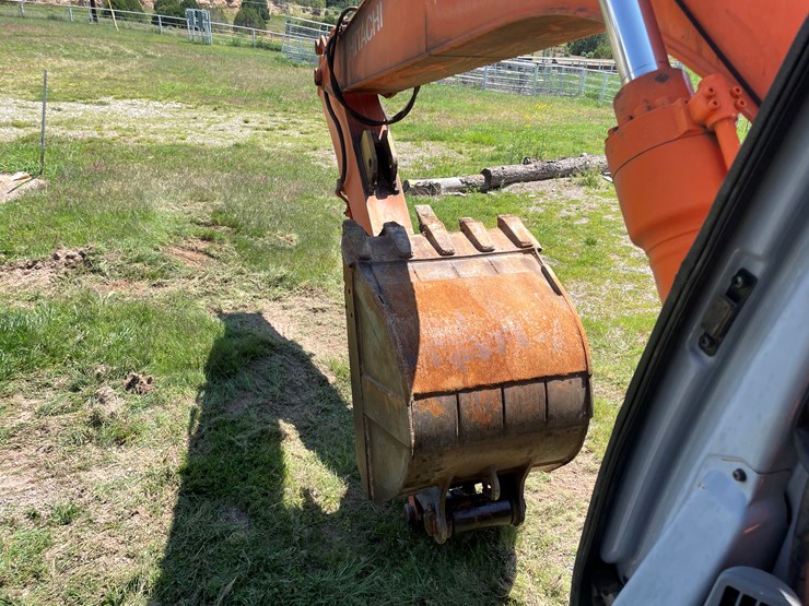 hitachi-ex120-image-38