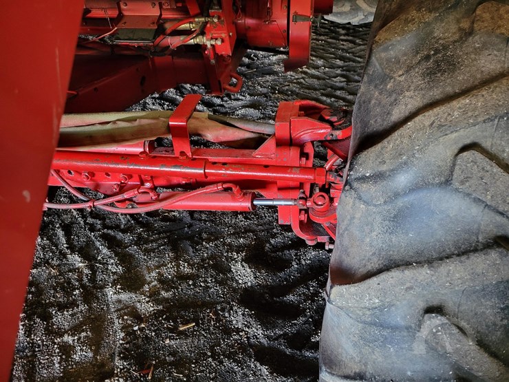 1985-massey-ferguson-860-image-75
