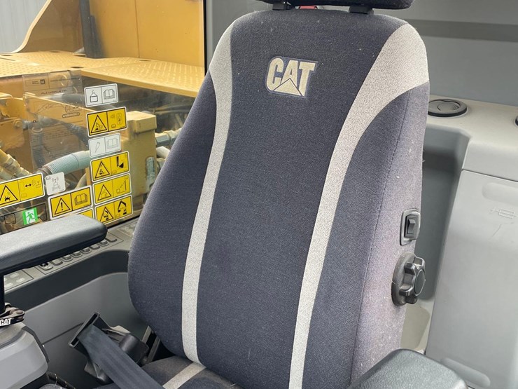 2018-caterpillar-318fl-image-76