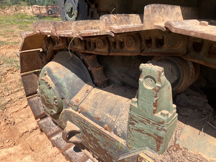 caterpillar-d7-image-11