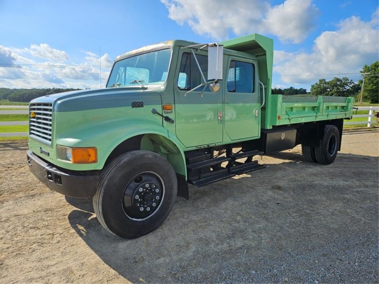 #384-•-1995-ih-4900-crew-cab-dump-truck-image-1