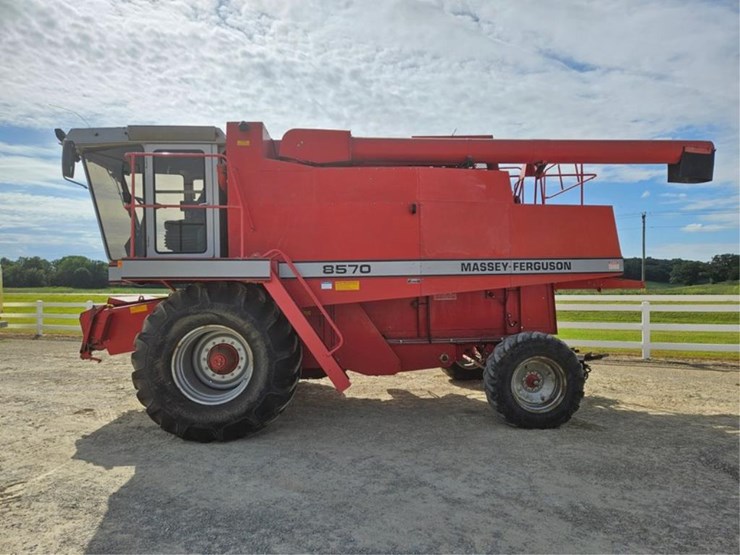 massey-ferguson-8570-image-2