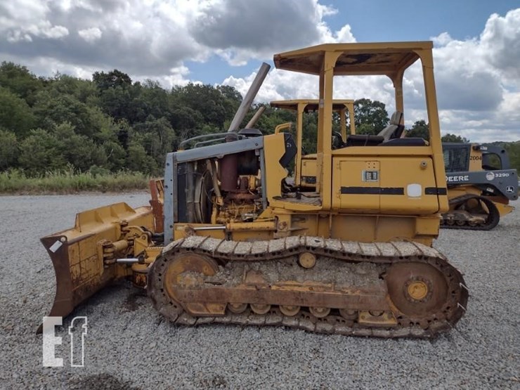 deere-650h-image-1