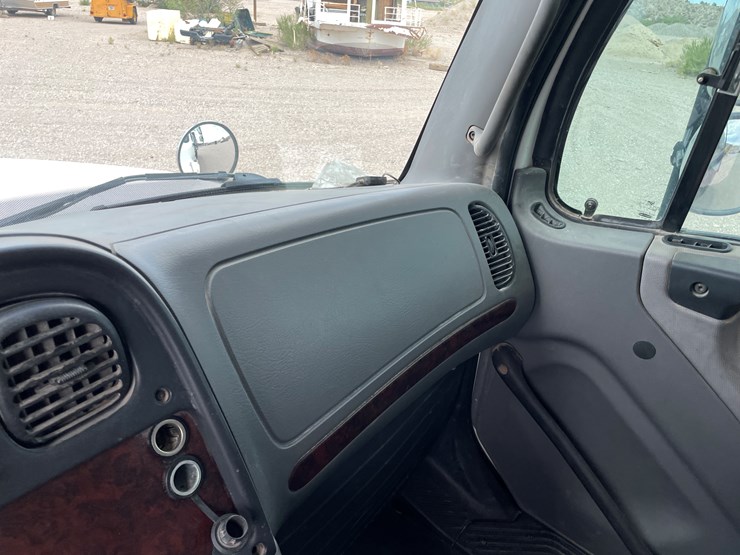 #1007-•-2013-freightliner-dump-truck-(elephant-butte,-nm)-(nm-title)-image-60