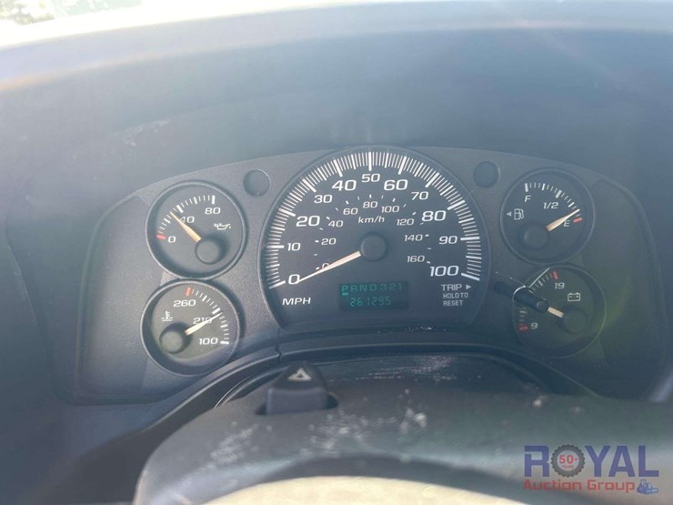 2006-chevrolet-express-2500-cargo-van-image-15