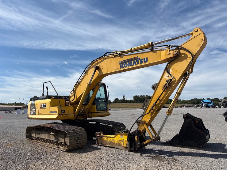 2010-komatsu-pc200-lc-8-image-3