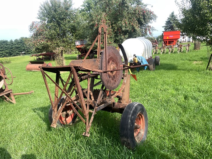 #5478-•-new-idea-pto-driven-buzz-saw-image-1