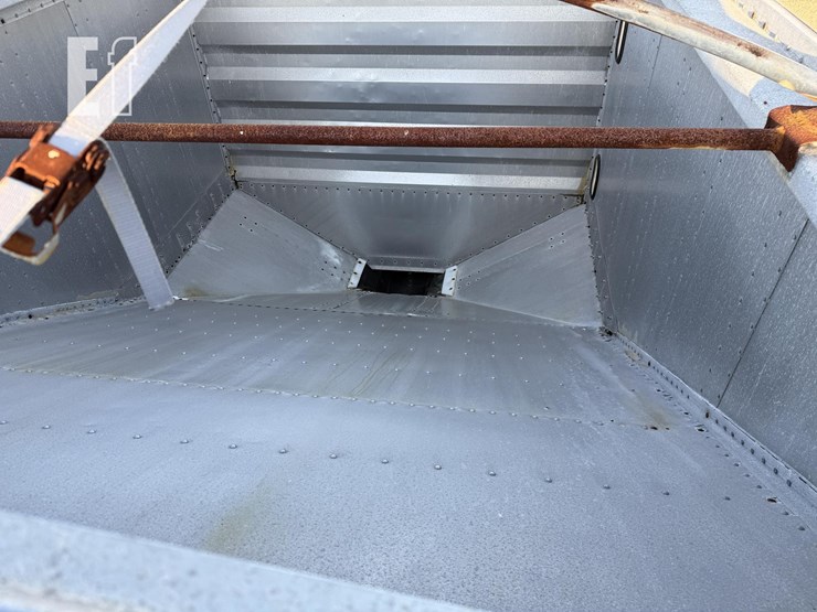 2015-merritt-38ft-image-13