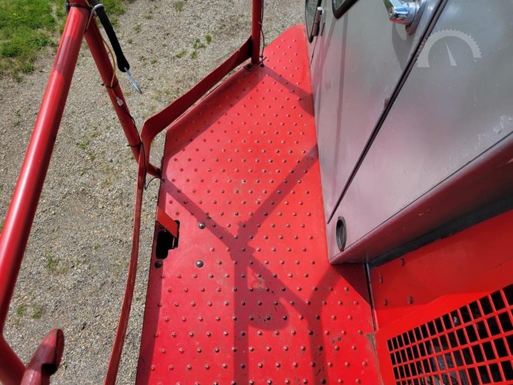 1985-massey-ferguson-860-image-18