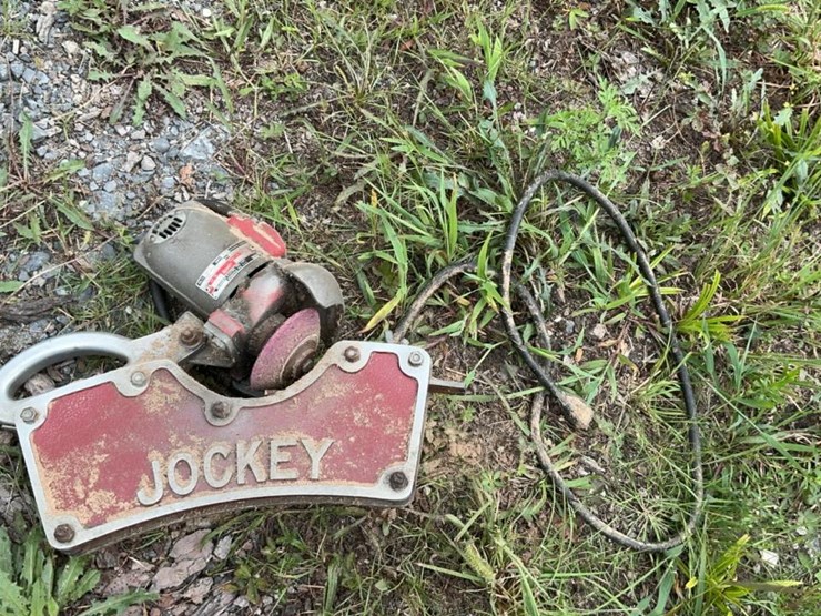 #108-•-jockey-grinder-image-2