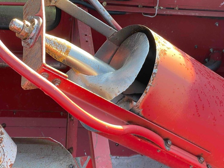 1997-case-ih-2166-image-85