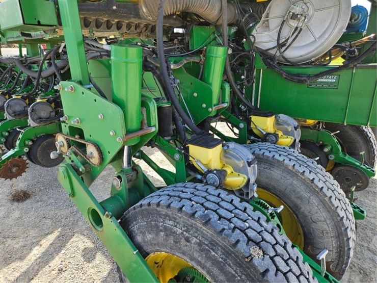 #225-•-westfield-130-71-13"-grain-auger-image-83