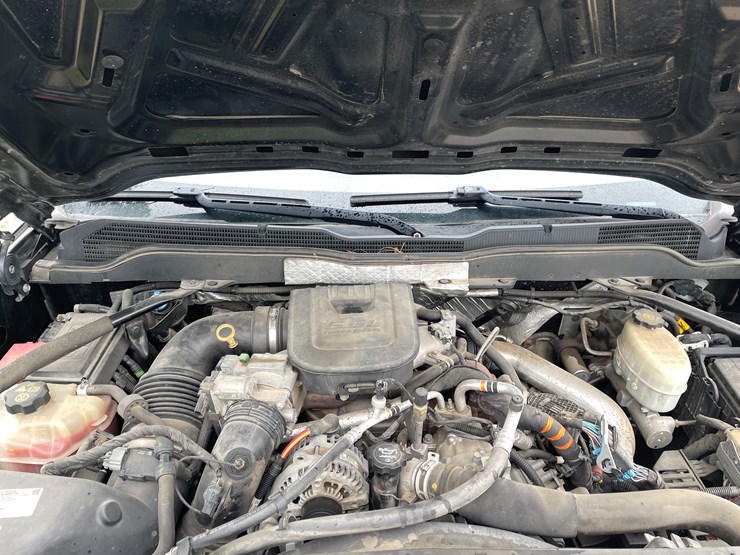 #112-•-2015-chevy-2500-diesel-4x4-pickup-(has-wi-title)-image-34