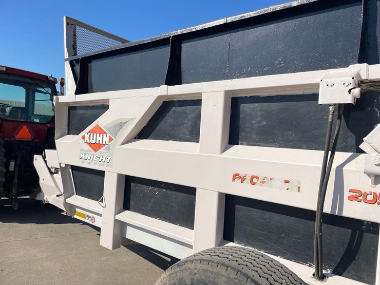 kuhn-knight-2054-image-16