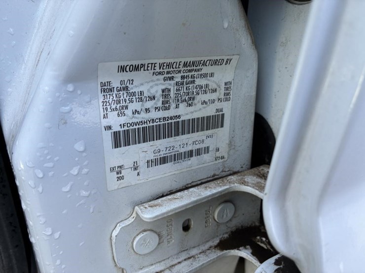 2012-ford-f550-image-18