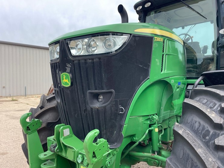 2012-john-deere-7280r-image-13