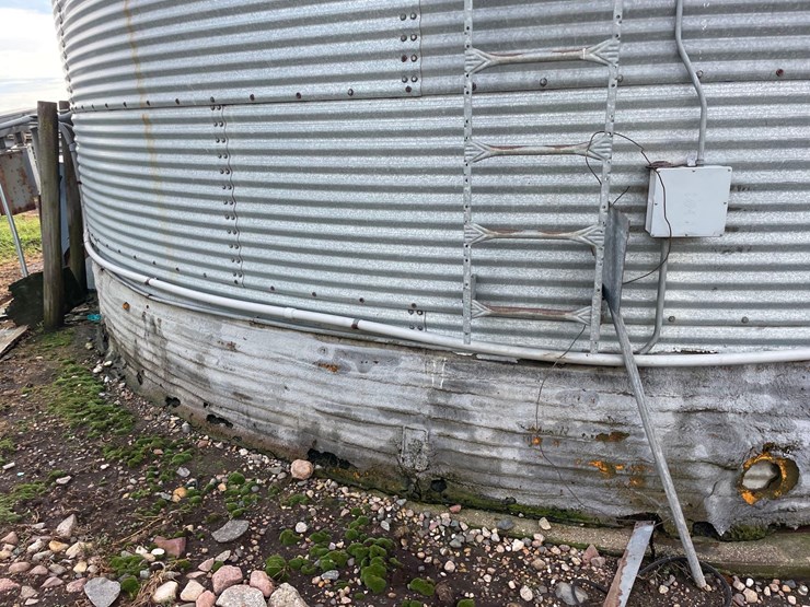 8,000-bushel-dryer-grain-bin-image-4