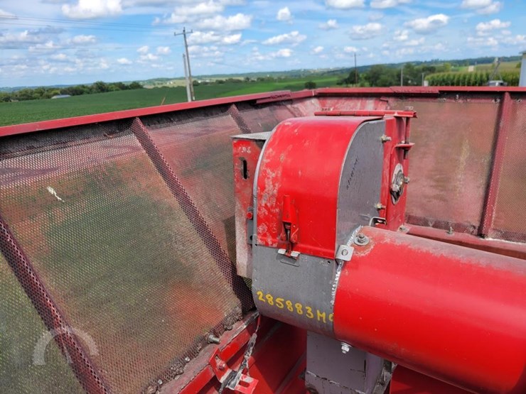 1985-massey-ferguson-860-image-27